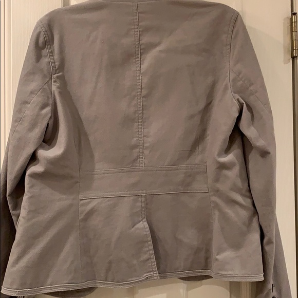 Jacket - Picture 6 of 10